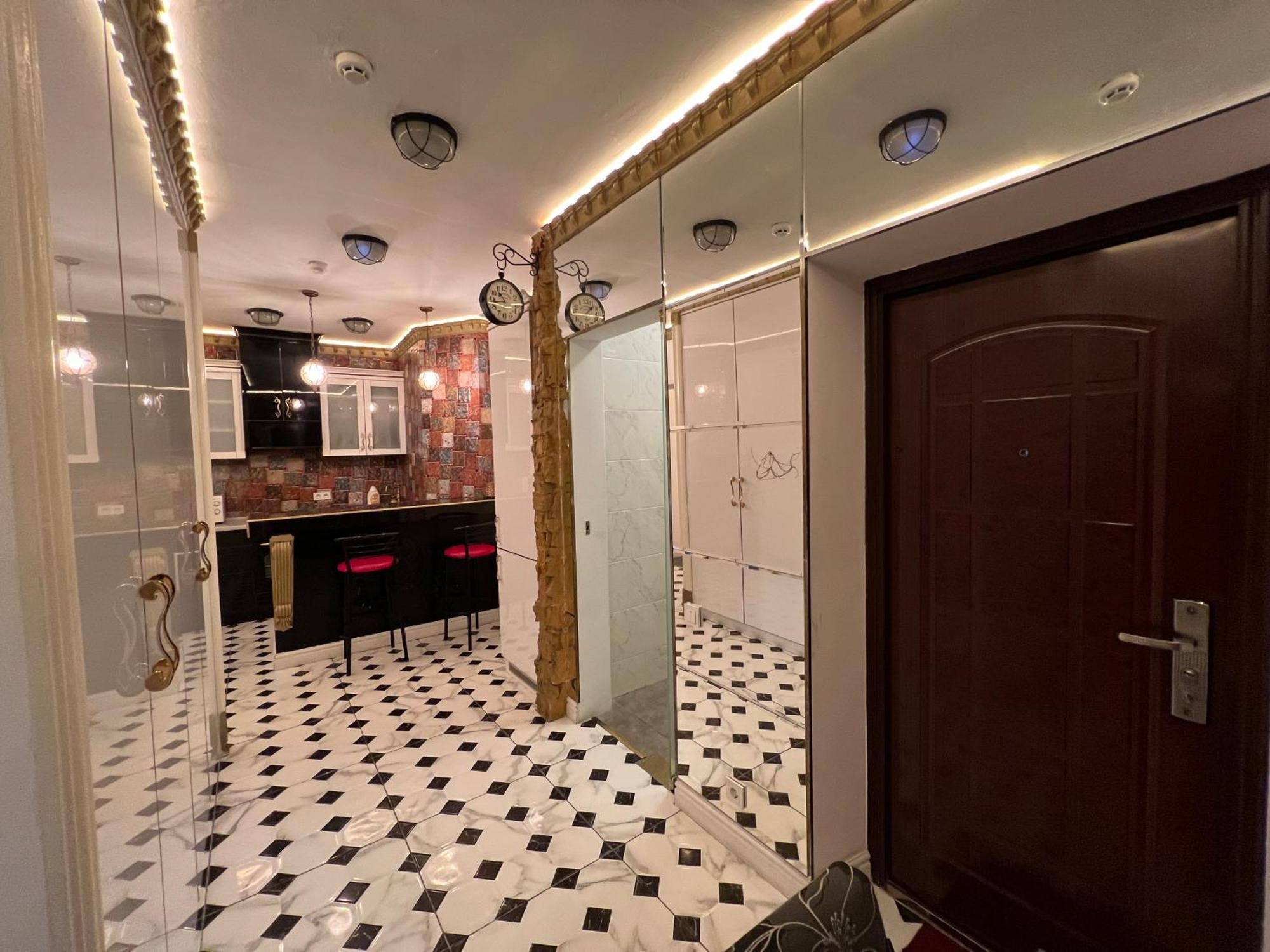 2 Bedrooms Heart Of City Center Chisinau Bagian luar foto