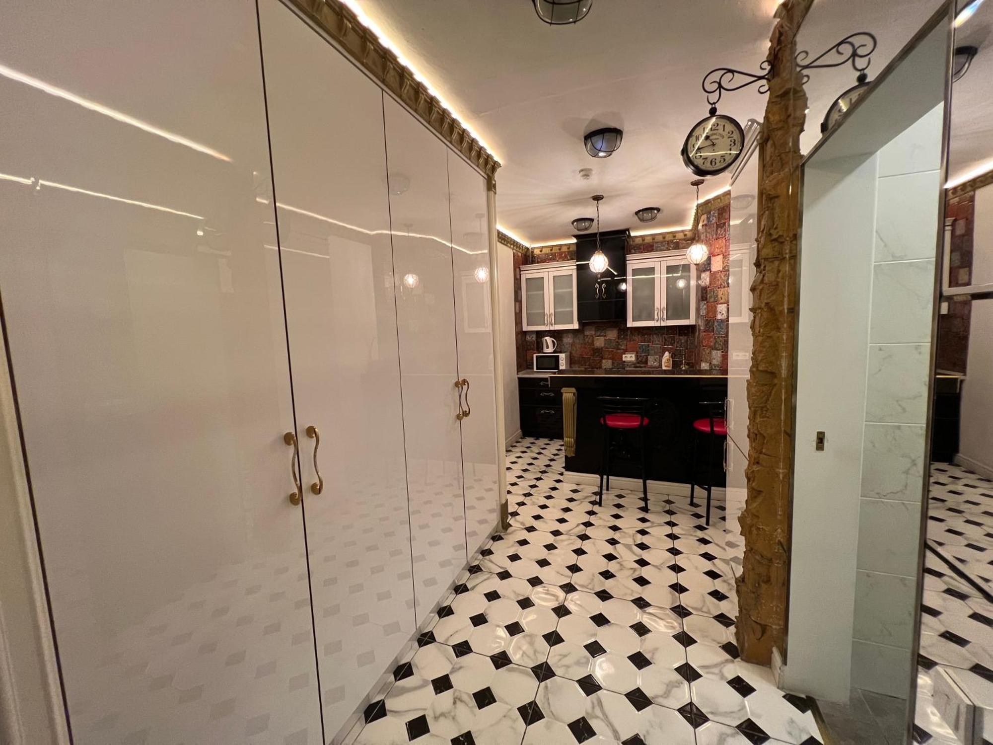 2 Bedrooms Heart Of City Center Chisinau Bagian luar foto